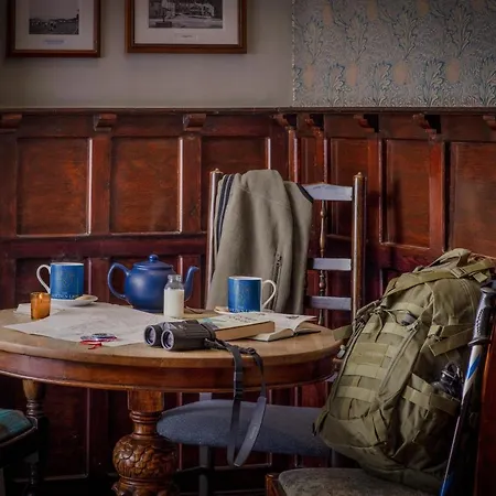 The Golden Lion At Settle Отель Сеттл