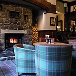 Otel The Golden Lion At 4*
