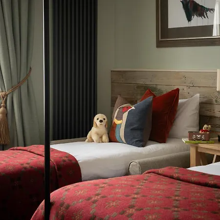 Otel The Golden Lion At