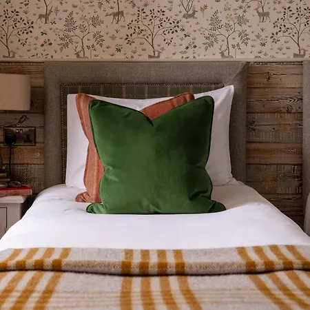 Hotel The Golden Lion At