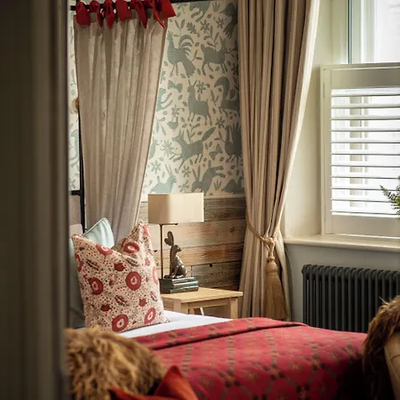 The Golden Lion At Settle