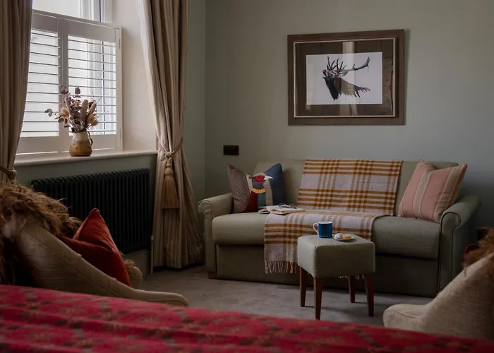 Hotel The Golden Lion At Settle 4*