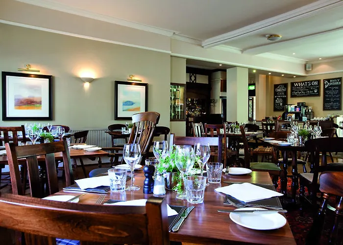 Hotel The Golden Lion At Settle 4*