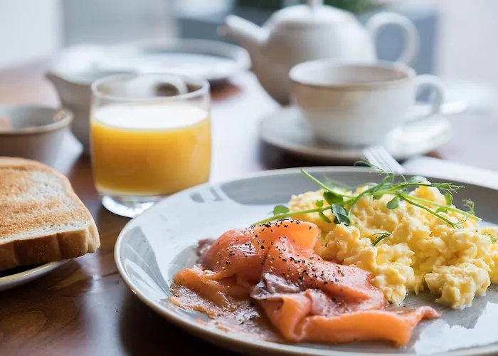 The Golden Lion At Settle Hotel 4*